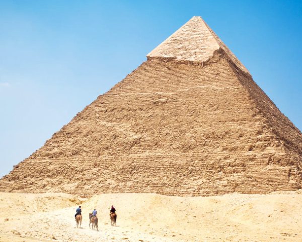 Muzeum Egipskie i piramidy z Hurghady – Wycieczka autokarem do Kairu